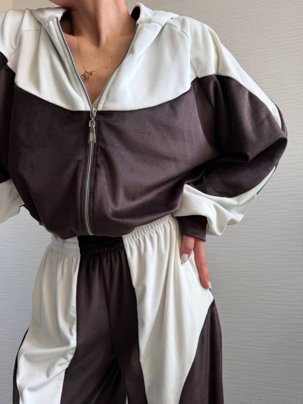 Велюровий спортивний костюм, коричневий з білим, 42-44(XS-S) (арт.820EB)